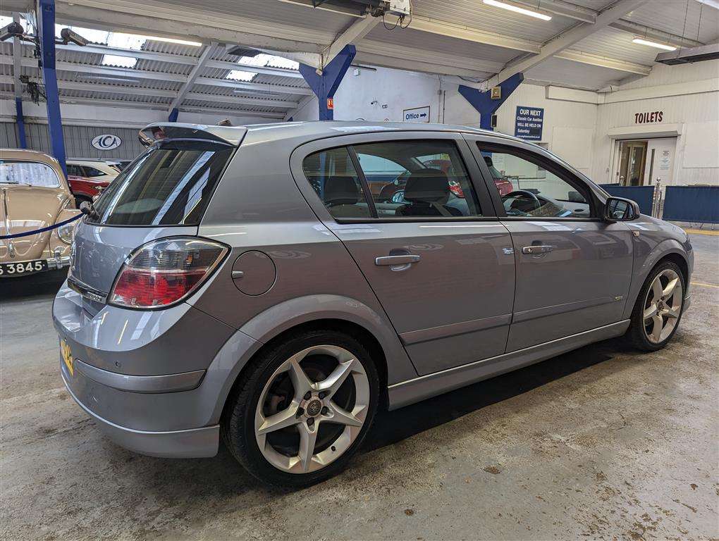 <p>2008 VAUXHALL ASTRA SRI</p>