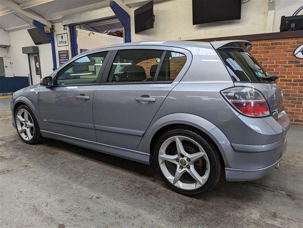 <p>2008 VAUXHALL ASTRA SRI</p>