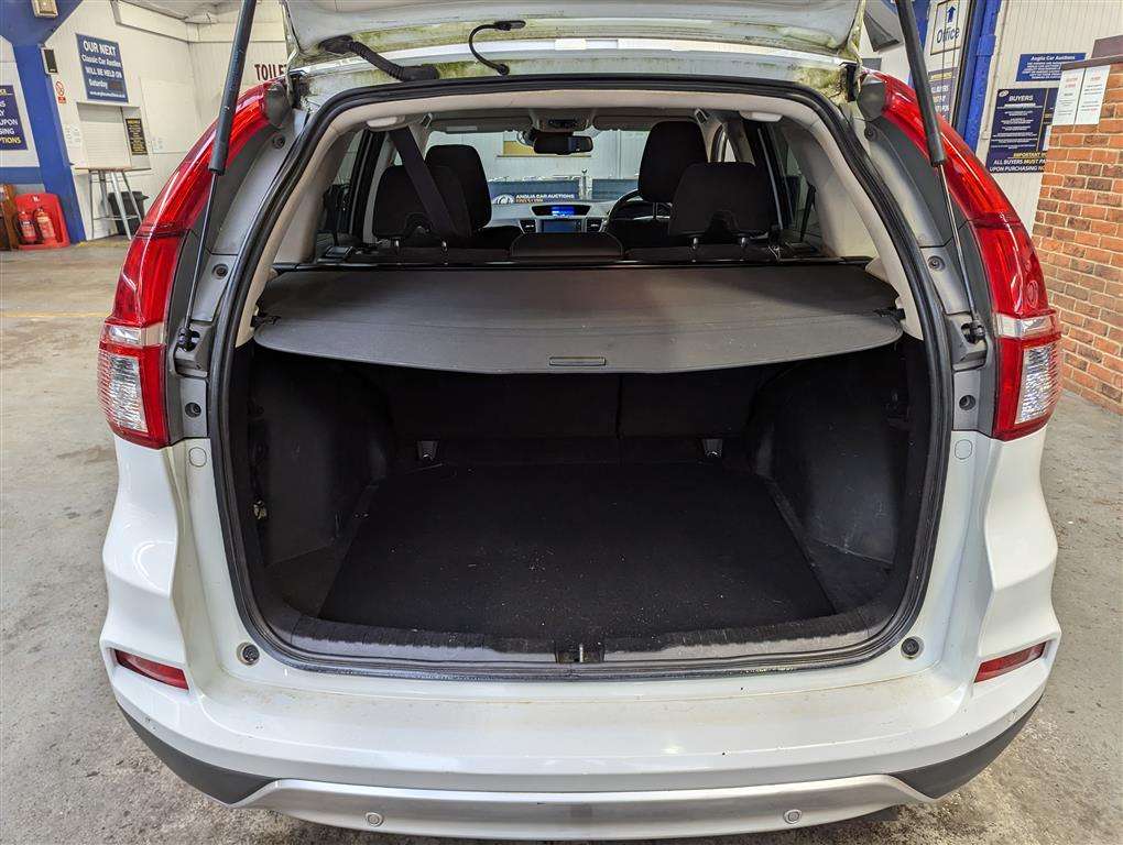 <p>2016 HONDA CR-V SR I-DTEC 4X2</p>