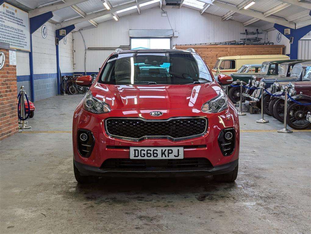 <p>2016 KIA SPORTAGE KX-4 CRDI</p>