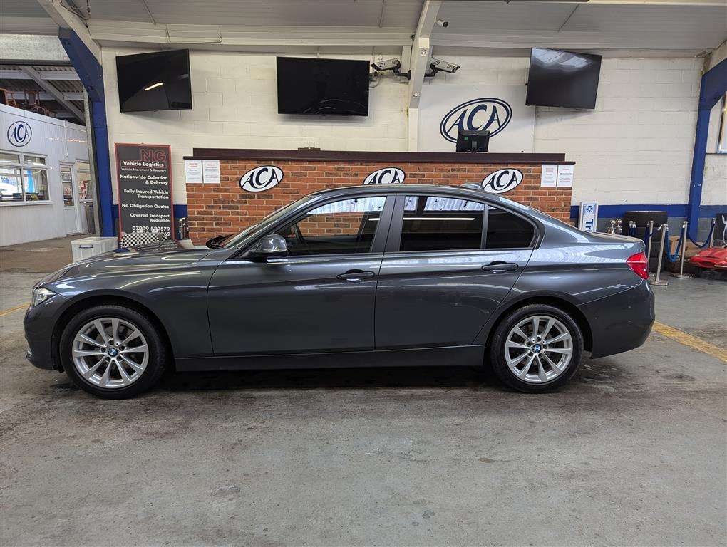 <p>2017 BMW 320D SE AUTO</p>