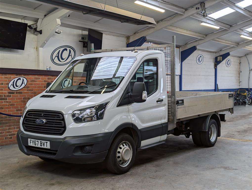 <p>2017 FORD TRANSIT 350 MWB</p>