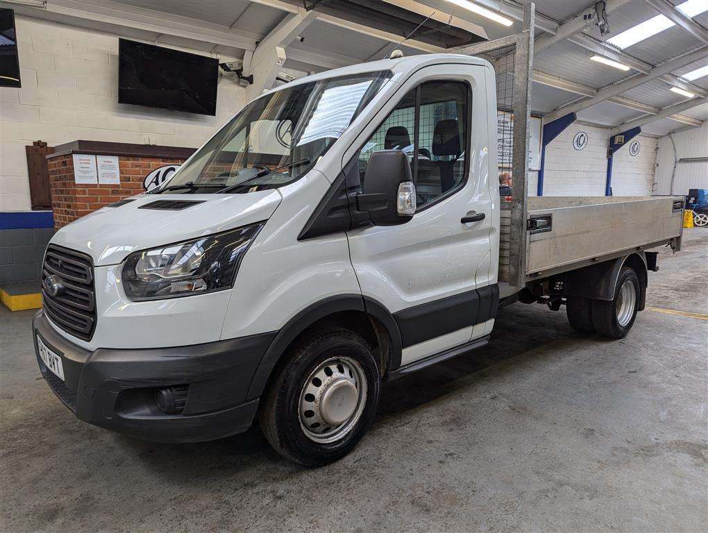 <p>2017 FORD TRANSIT 350 MWB</p>