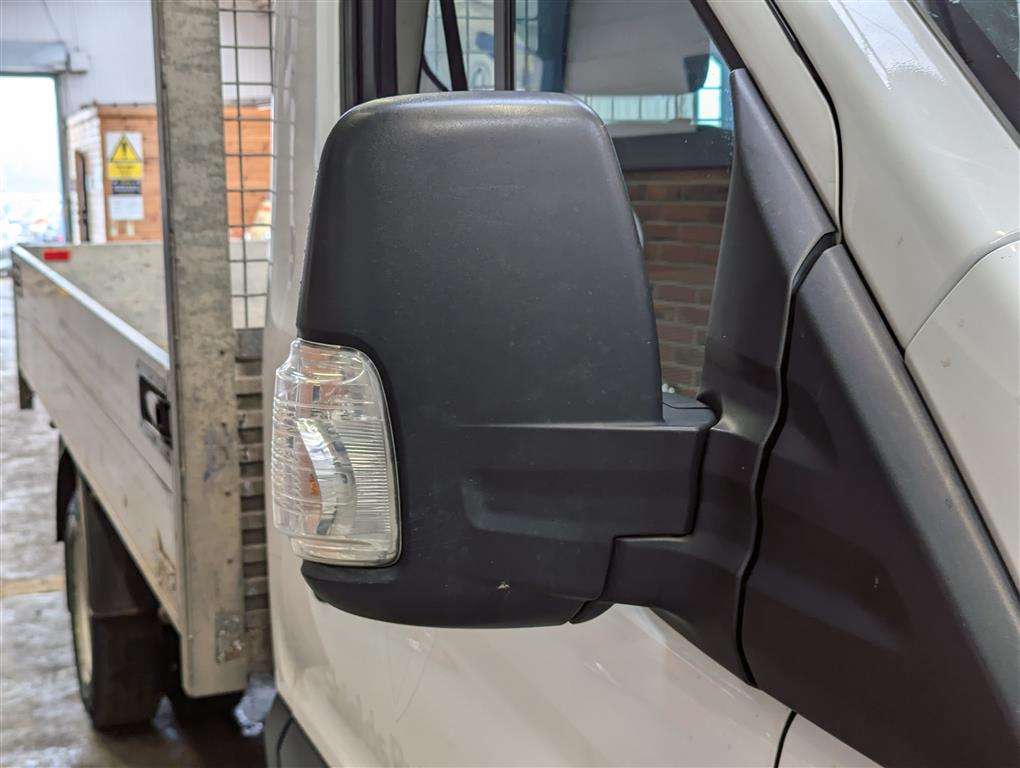 <p>2017 FORD TRANSIT 350 MWB</p>