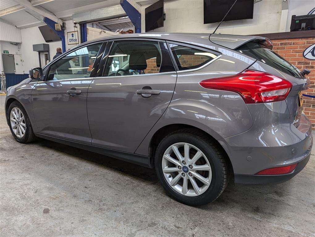 <p>2016 FORD FOCUS TITANIUM</p>