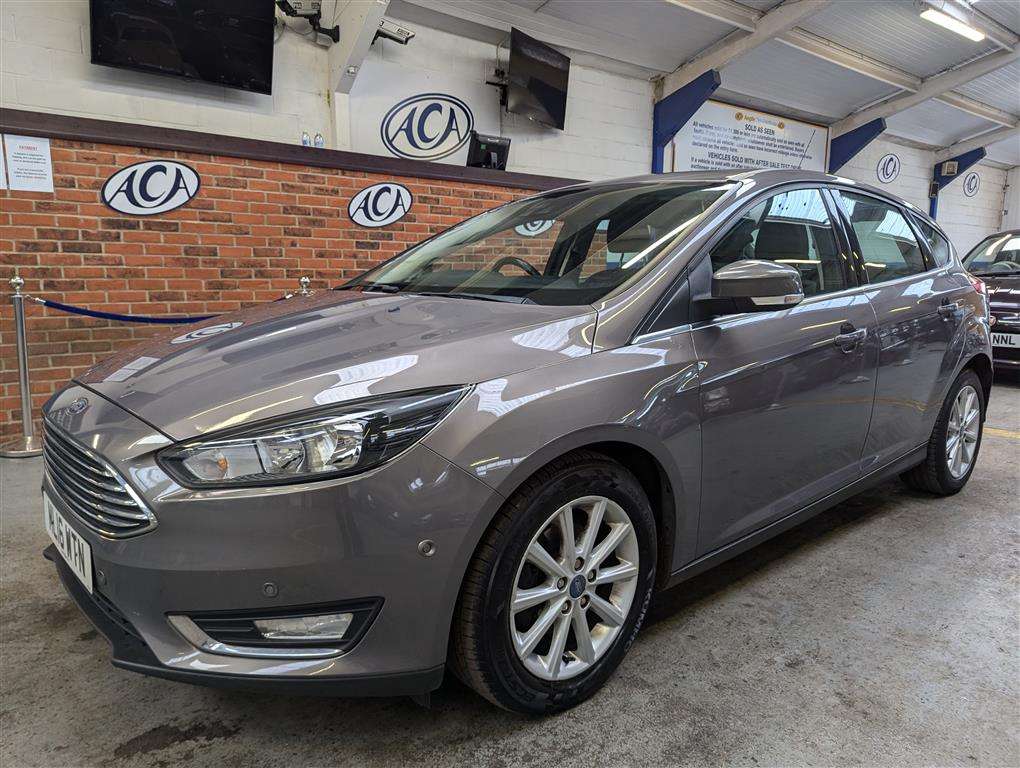 <p>2016 FORD FOCUS TITANIUM</p>