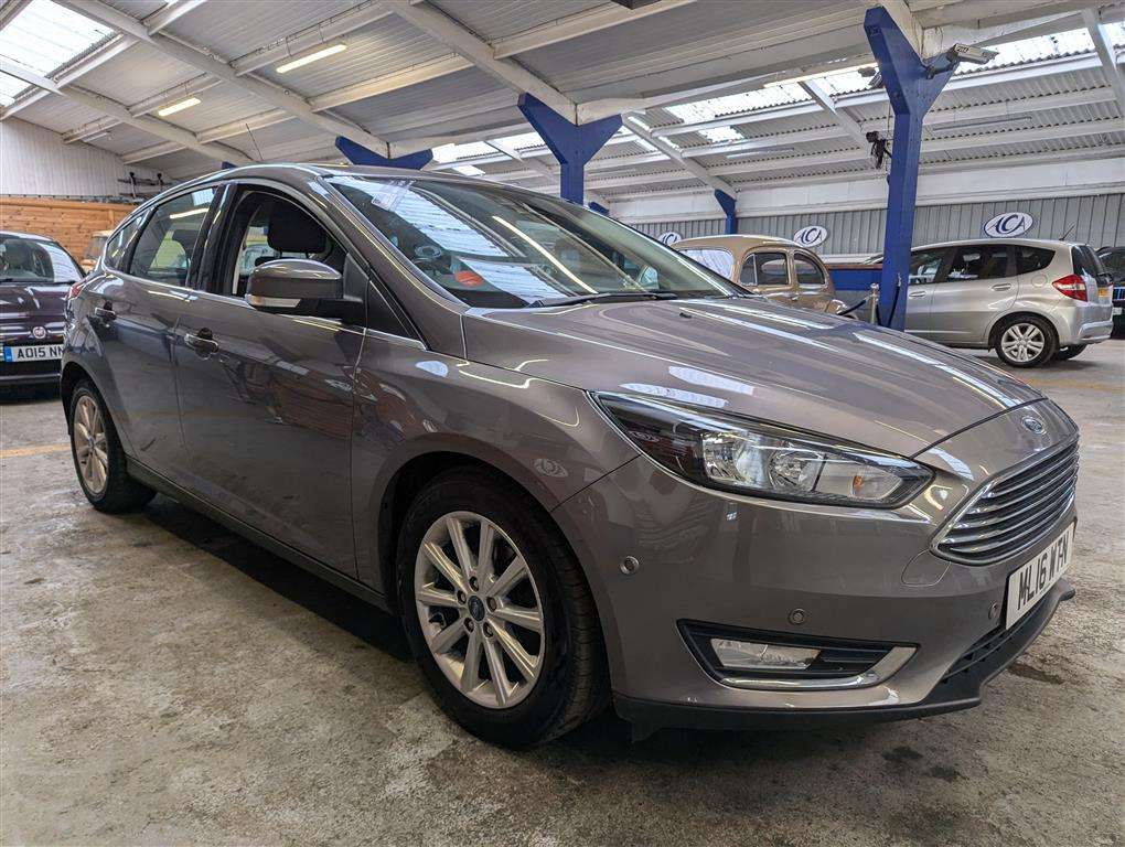 <p>2016 FORD FOCUS TITANIUM</p>