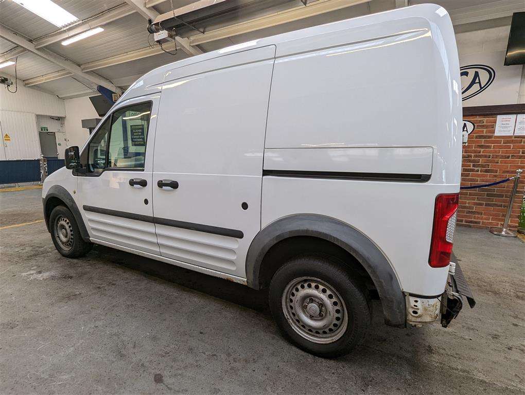 <p>2011 FORD TRAN CONNECT 90 T230</p>