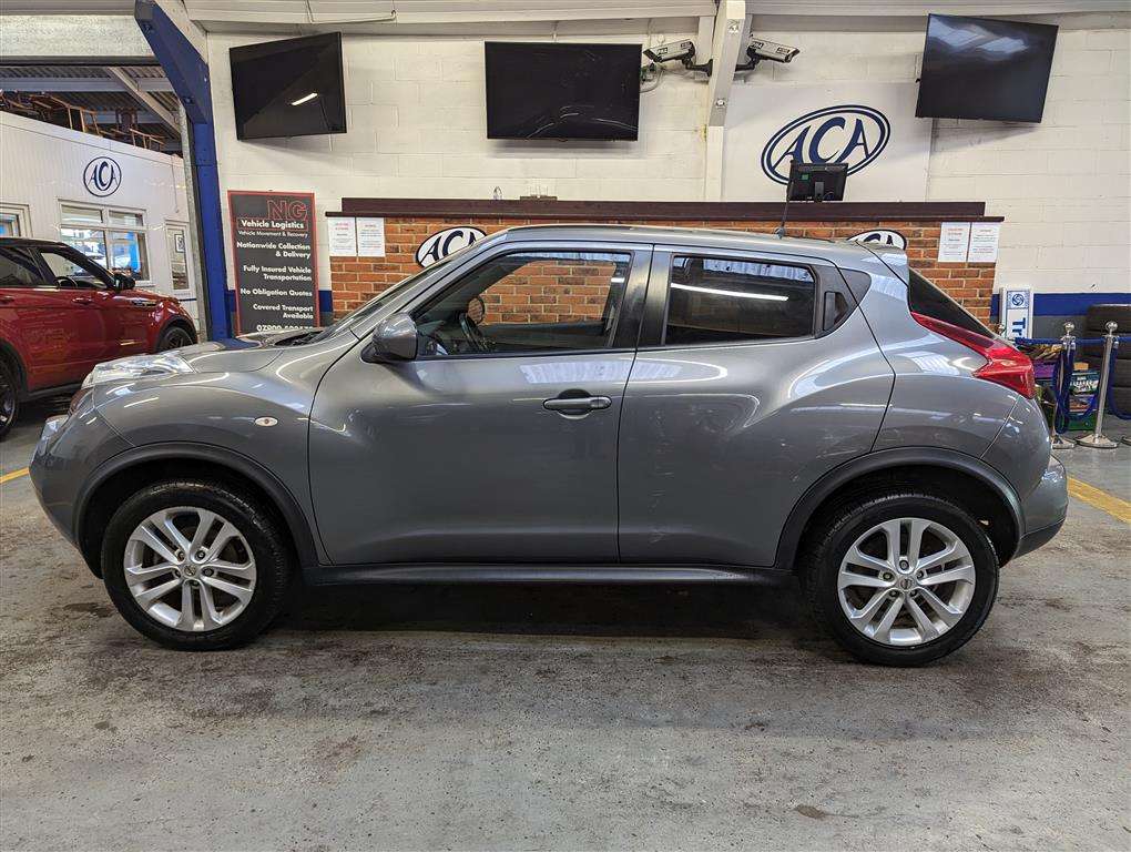 <p>2011 NISSAN JUKE ACENTA SPORT</p>