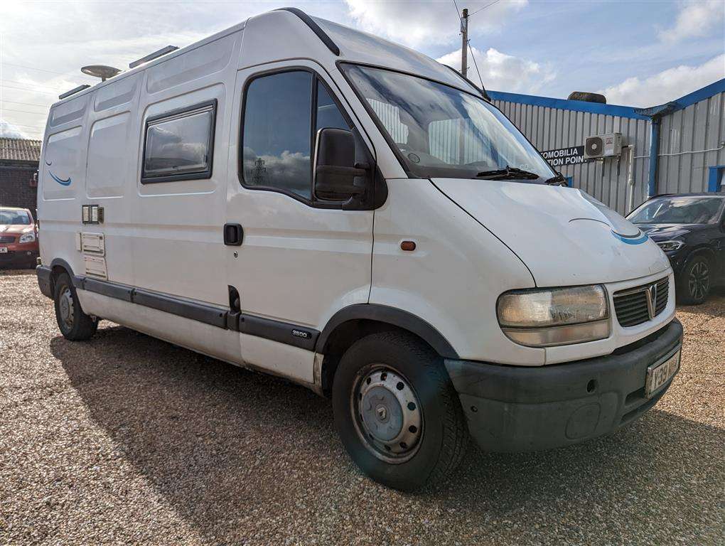 <p>2001 VAUXHALL MOVANO DTI 3500 LWB - DAY VAN</p>