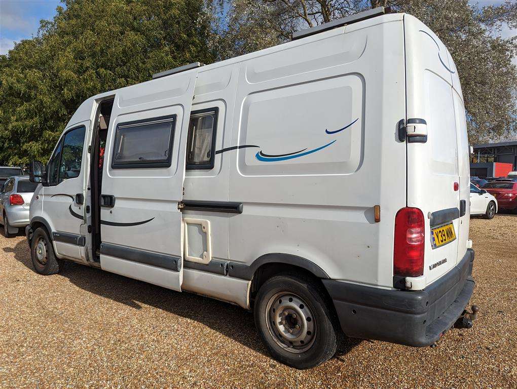 <p>2001 VAUXHALL MOVANO DTI 3500 LWB - DAY VAN</p>