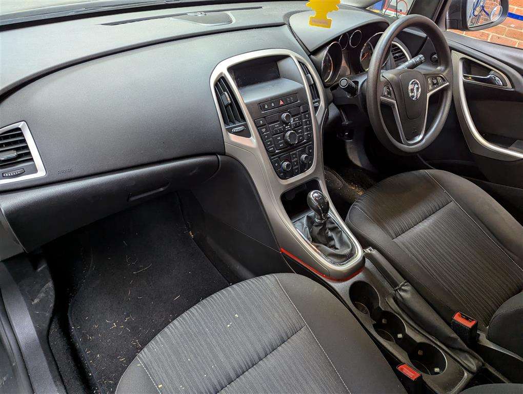 <p>2012 VAUXHALL ASTRA EXCITE</p>