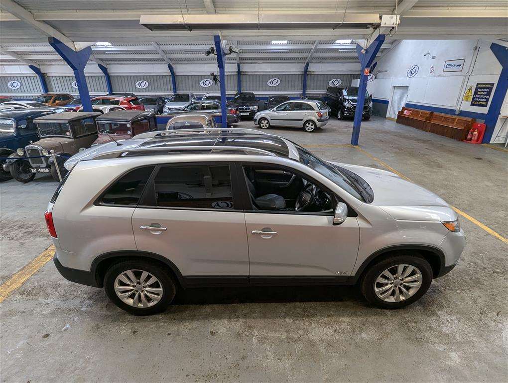 <p>2010 KIA SORENTO KX-3 CRDI 4X4 AUT</p>