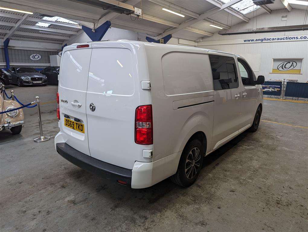 <p>2019 VAUXHALL VIVARO 3100 SPORTIVE S/S</p>