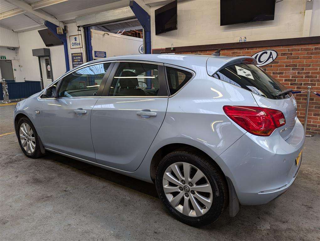 <p>2014 VAUXHALL ASTRA TECH LINE CDTI ECOF</p>