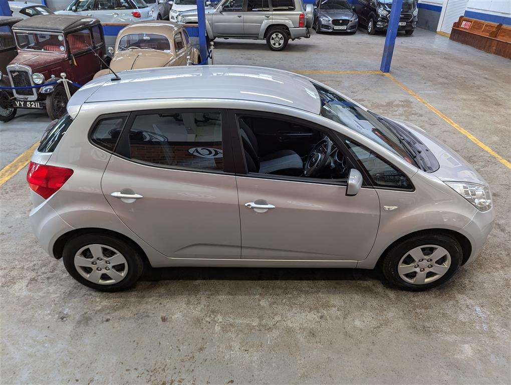 <p>2014 KIA VENGA 1 AIR CRDI</p>