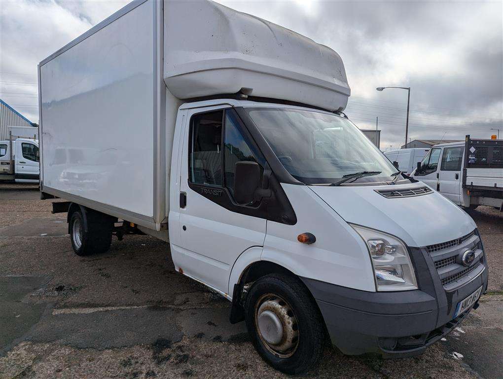 <p>2013 FORD TRANSIT 125 T350 RWD</p>