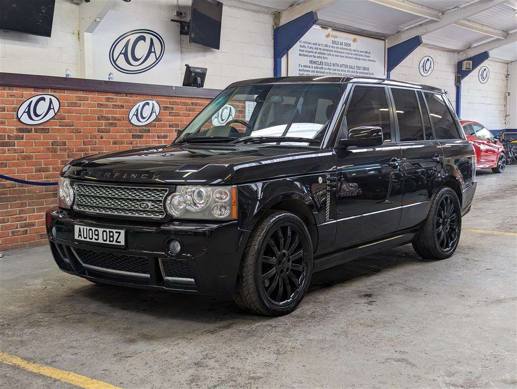 <p>2009 LAND ROVER RANGE ROVER VOGUE TDV8 AUTO</p>