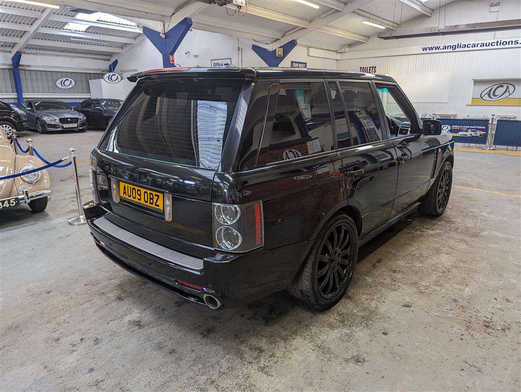 <p>2009 LAND ROVER RANGE ROVER VOGUE TDV8 AUTO</p>