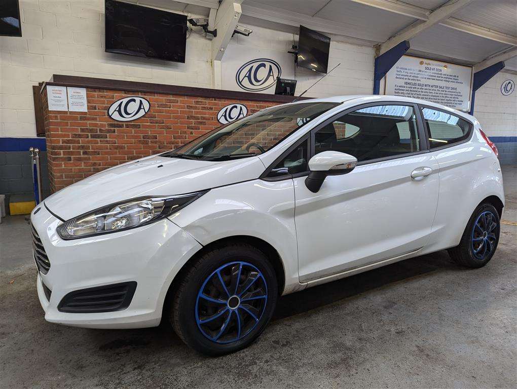 <p>2013 FORD FIESTA STYLE</p>