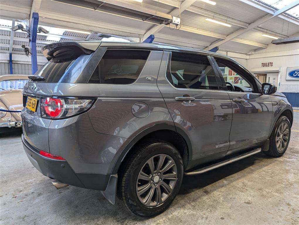 <p>2015 LAND ROVER DISCOVERY SPORT SE TECH T</p>