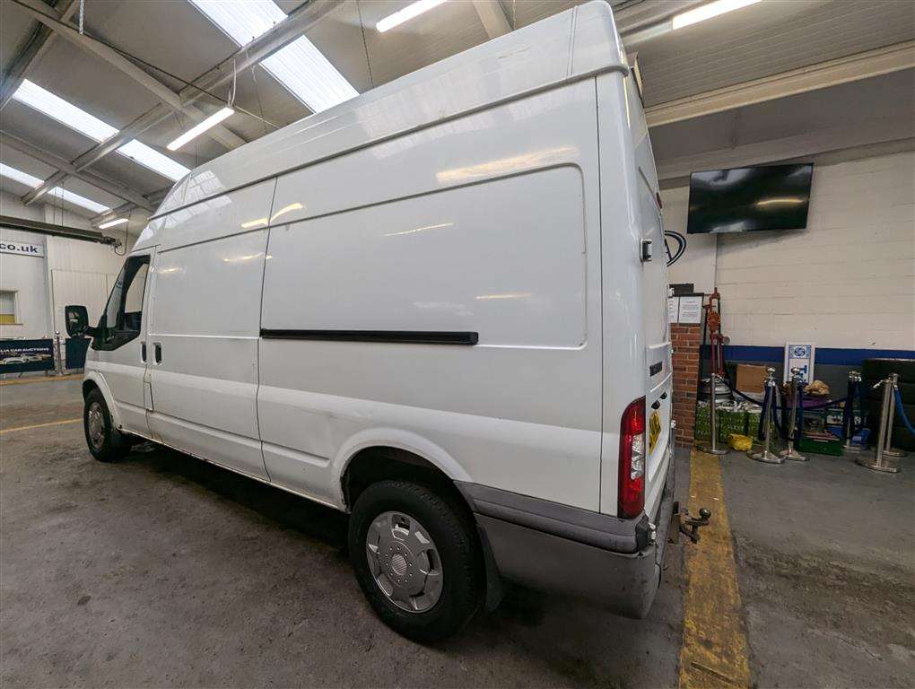 <p>2014 FORD TRANSIT 100 T350 RWD</p>