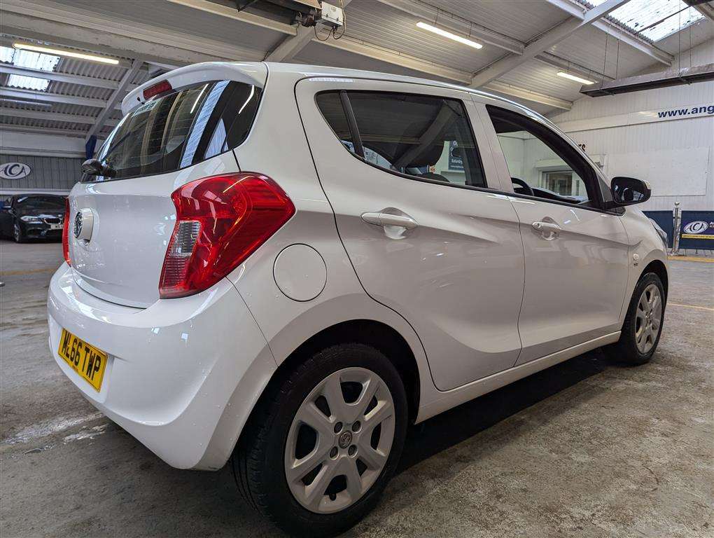 <p>2016 VAUXHALL VIVA SE</p>