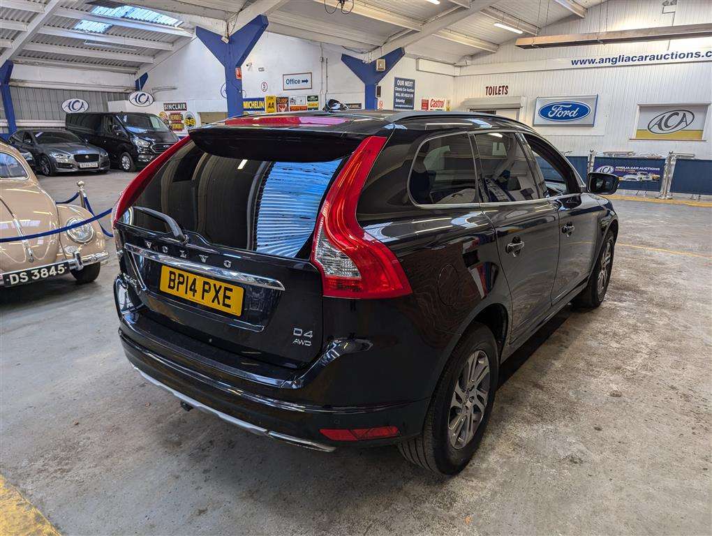 <p>2014 VOLVO XC60 SE D4 AWD</p>