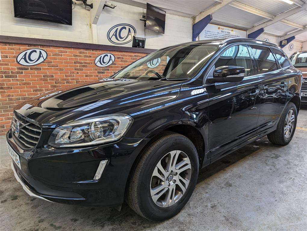 <p>2014 VOLVO XC60 SE D4 AWD</p>