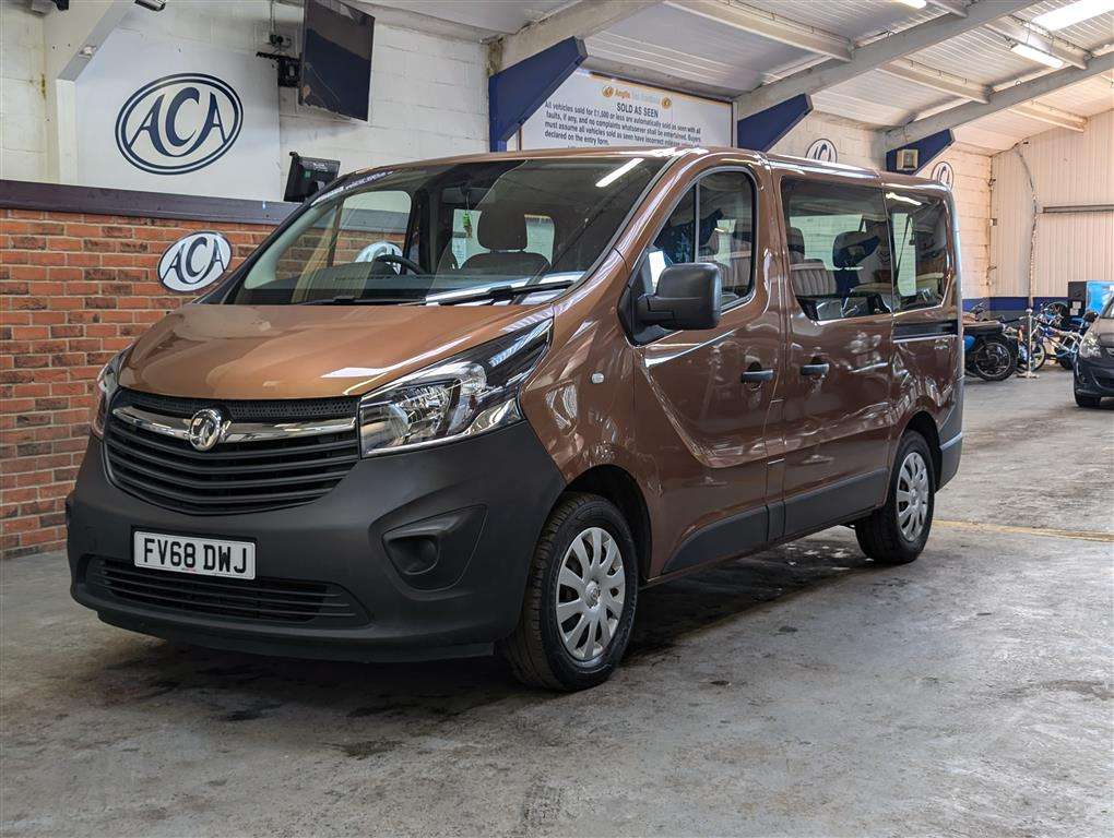 <p>2018 VAUXHALL VIVARO COMBI CDTI S/S</p>