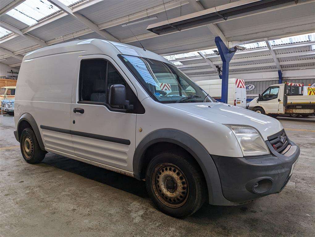 <p>2011 FORD TRAN CONNECT 90 T230</p>