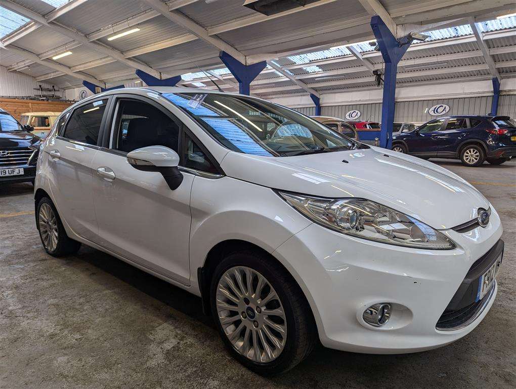 <p>2012 FORD FIESTA TITANIUM TDCI 70</p>