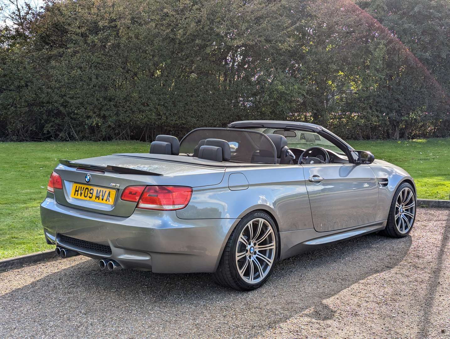 <p>2009 BMW M3 SEMI AUTO CONVERTIBLE</p>