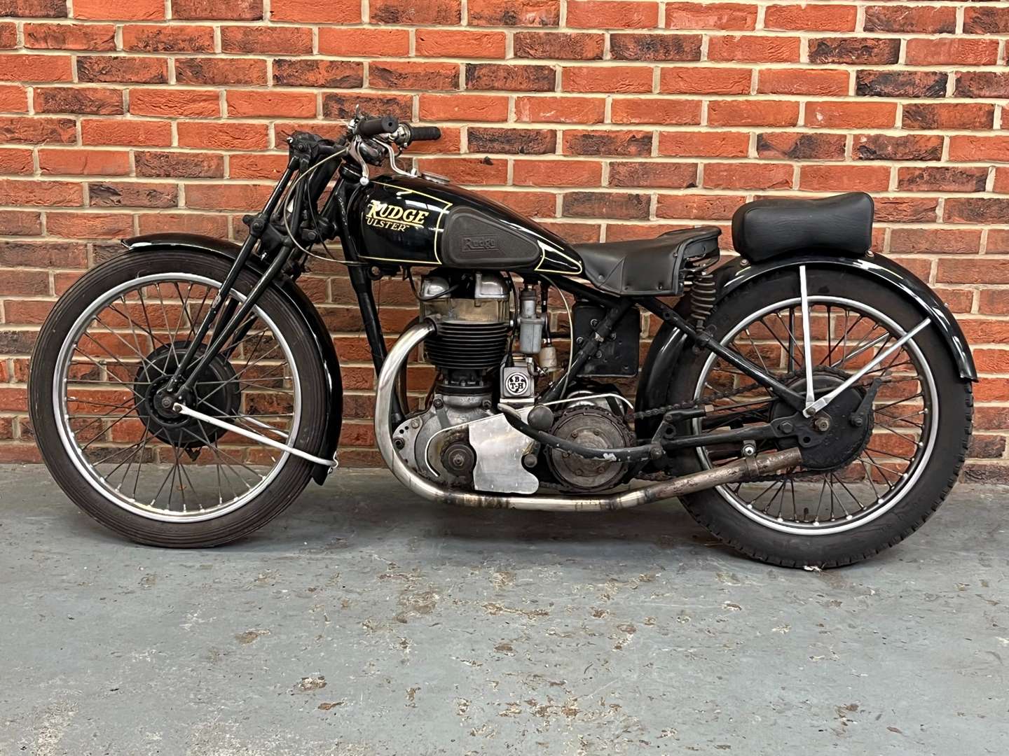 <p>1938 RUDGE ULSTER&nbsp;</p>