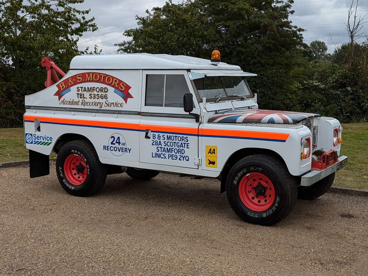 <p>1972 LAND ROVER SIII 109 RECOVERY</p>