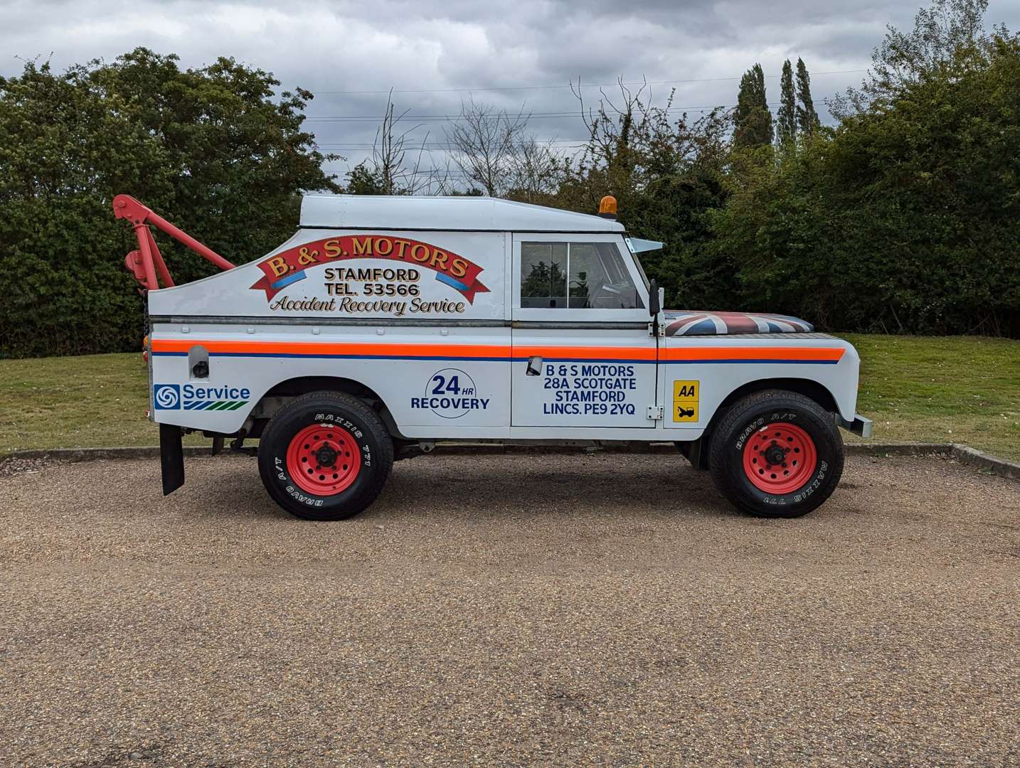 <p>1972 LAND ROVER SIII 109 RECOVERY</p>