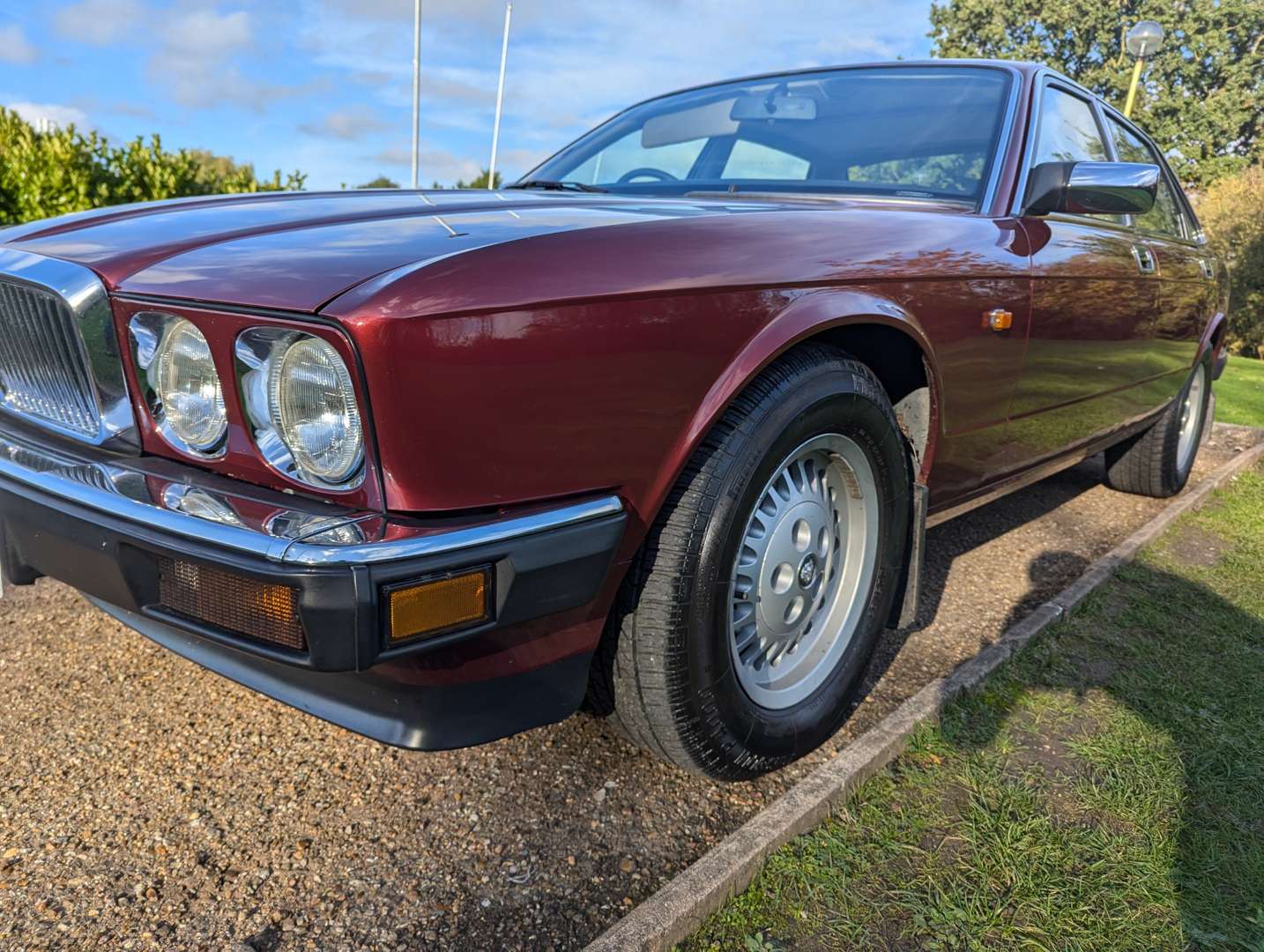 <p>1991 JAGUAR XJ6 3.2 AUTO 24,223 MILES</p>