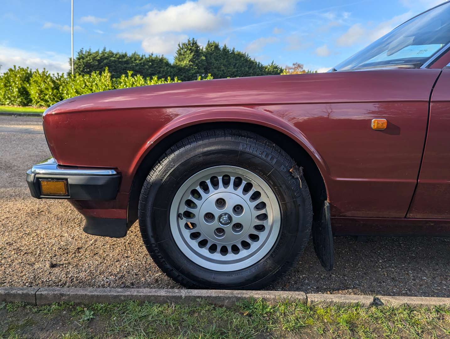 <p>1991 JAGUAR XJ6 3.2 AUTO 24,223 MILES</p>