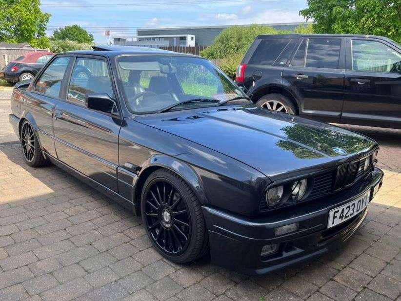 <p>1988 BMW E30 325 I SPORT</p>