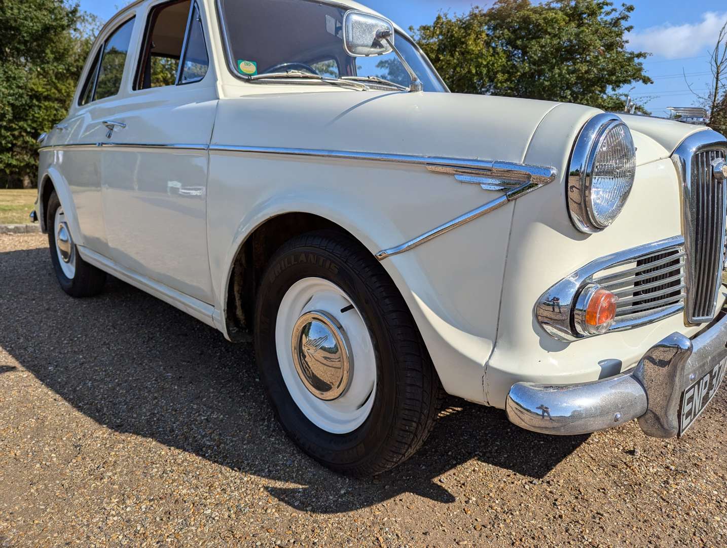 <p>1964 WOLSELEY 1500</p>