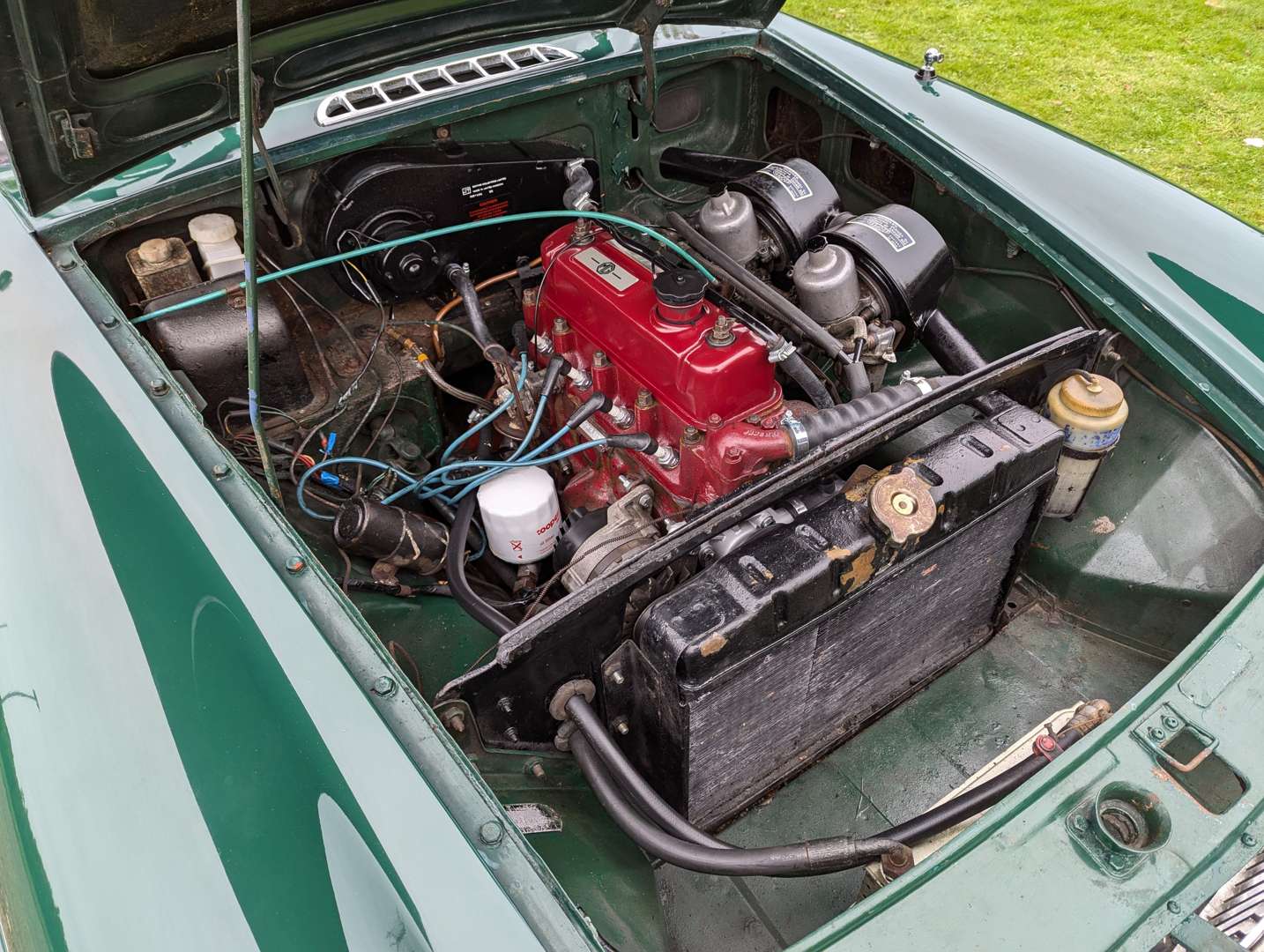 <p>1969 MG B ROADSTER</p>