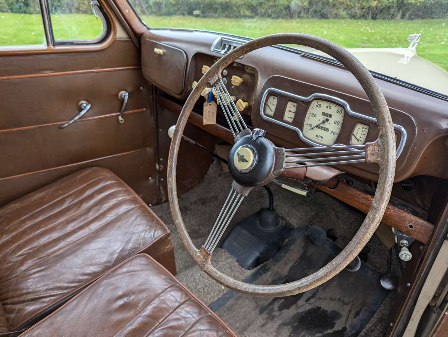 <p>1950 AUSTIN A40 DEVON</p>