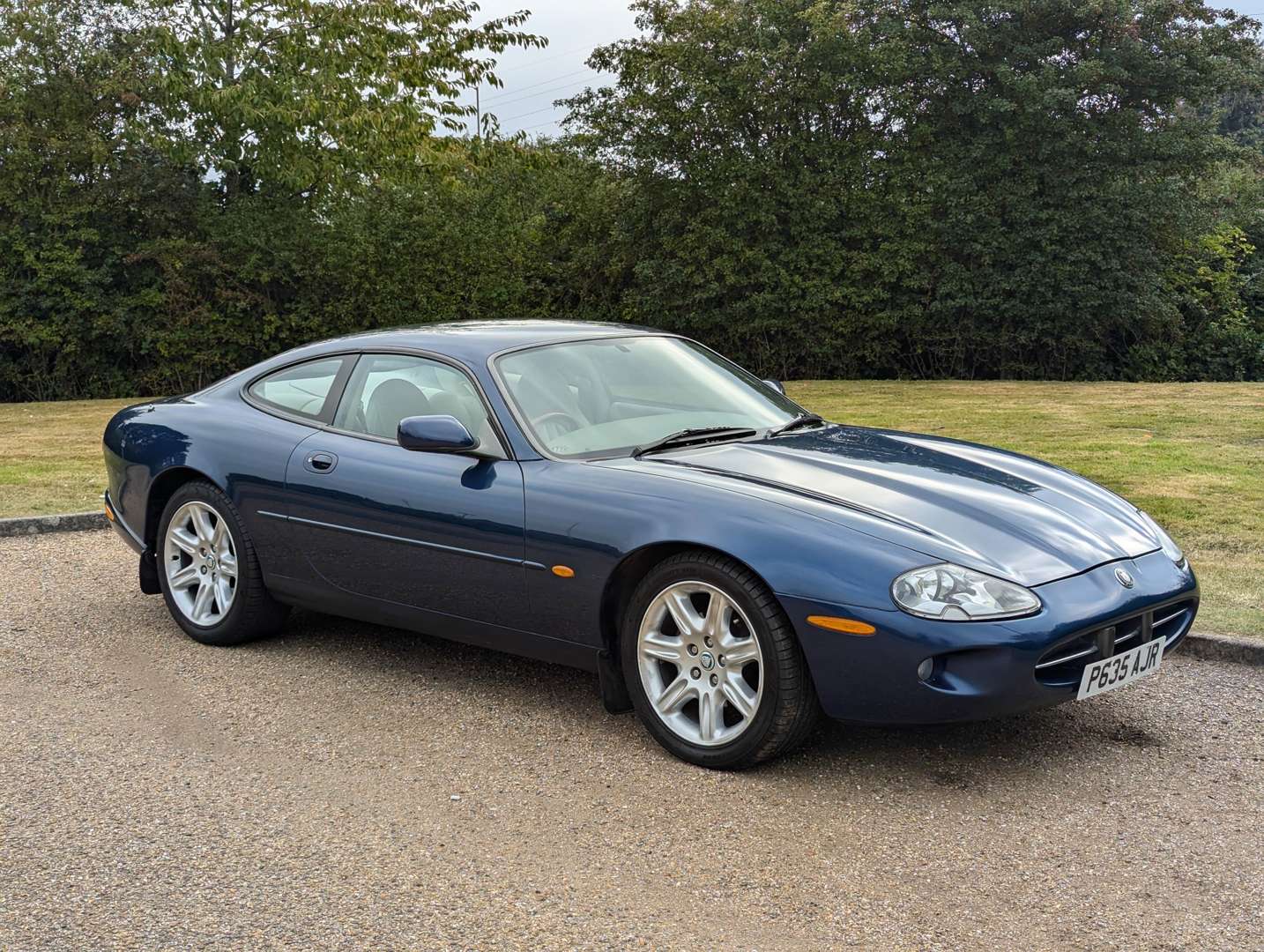 <p>1997 JAGUAR XK8 4.0 COUPE AUTO</p>