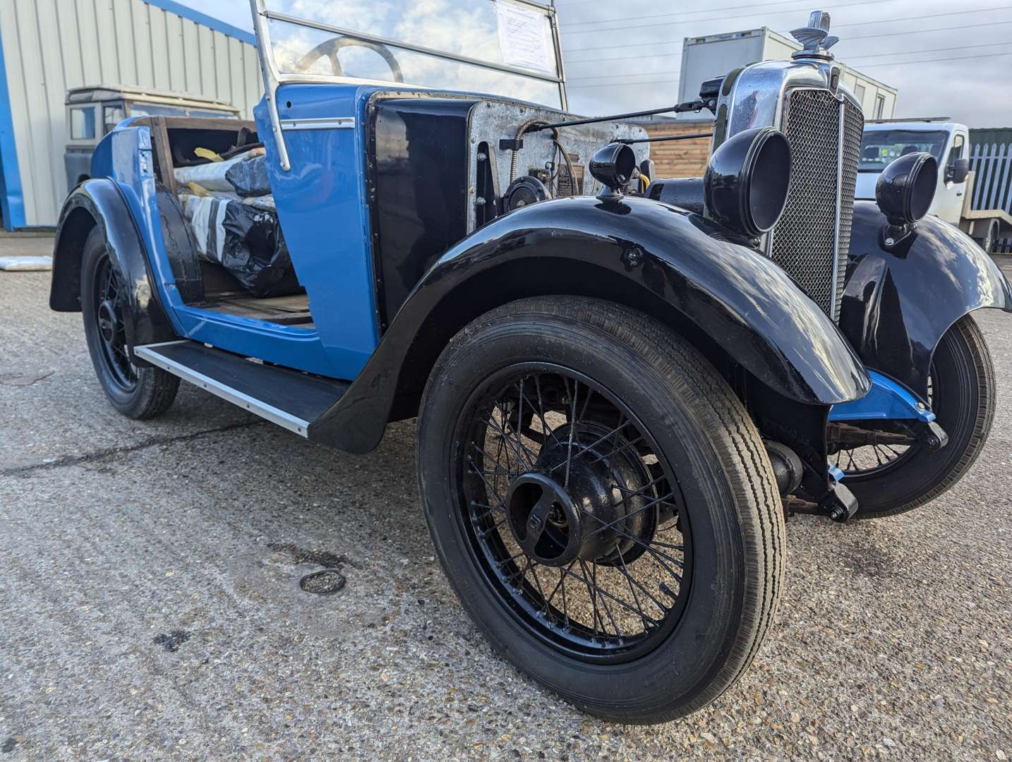 <p>1934 MORRIS MINOR 2 SEATER TOURER&nbsp;</p>