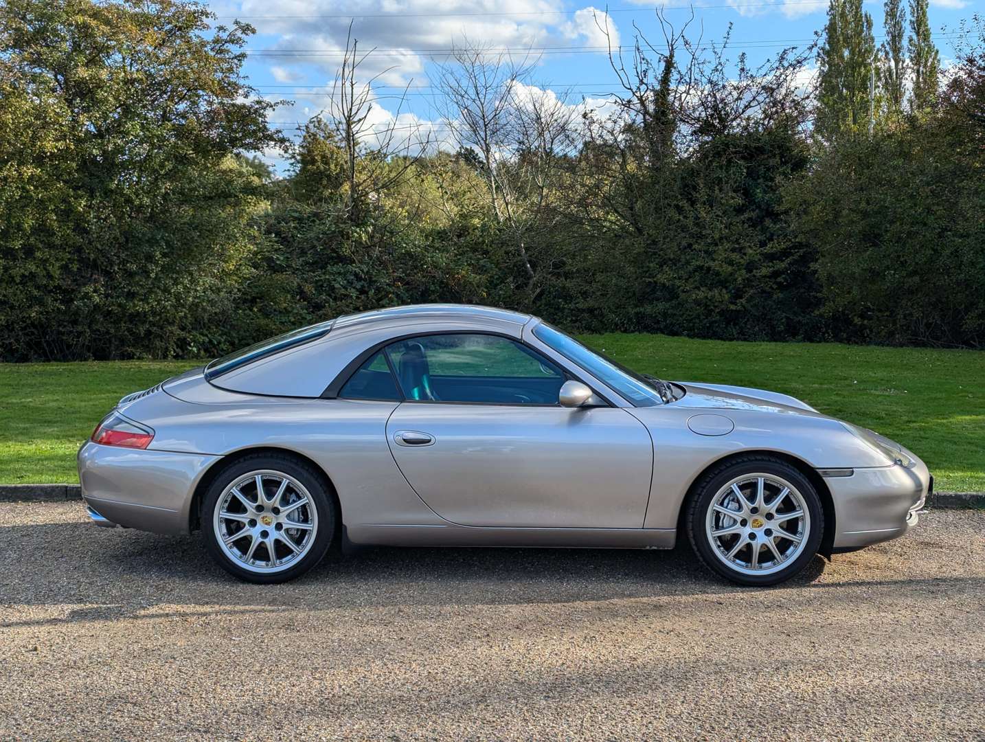 <p>2001 PORSCHE (996) 911 3.4 C4 TIPTRONIC S</p>