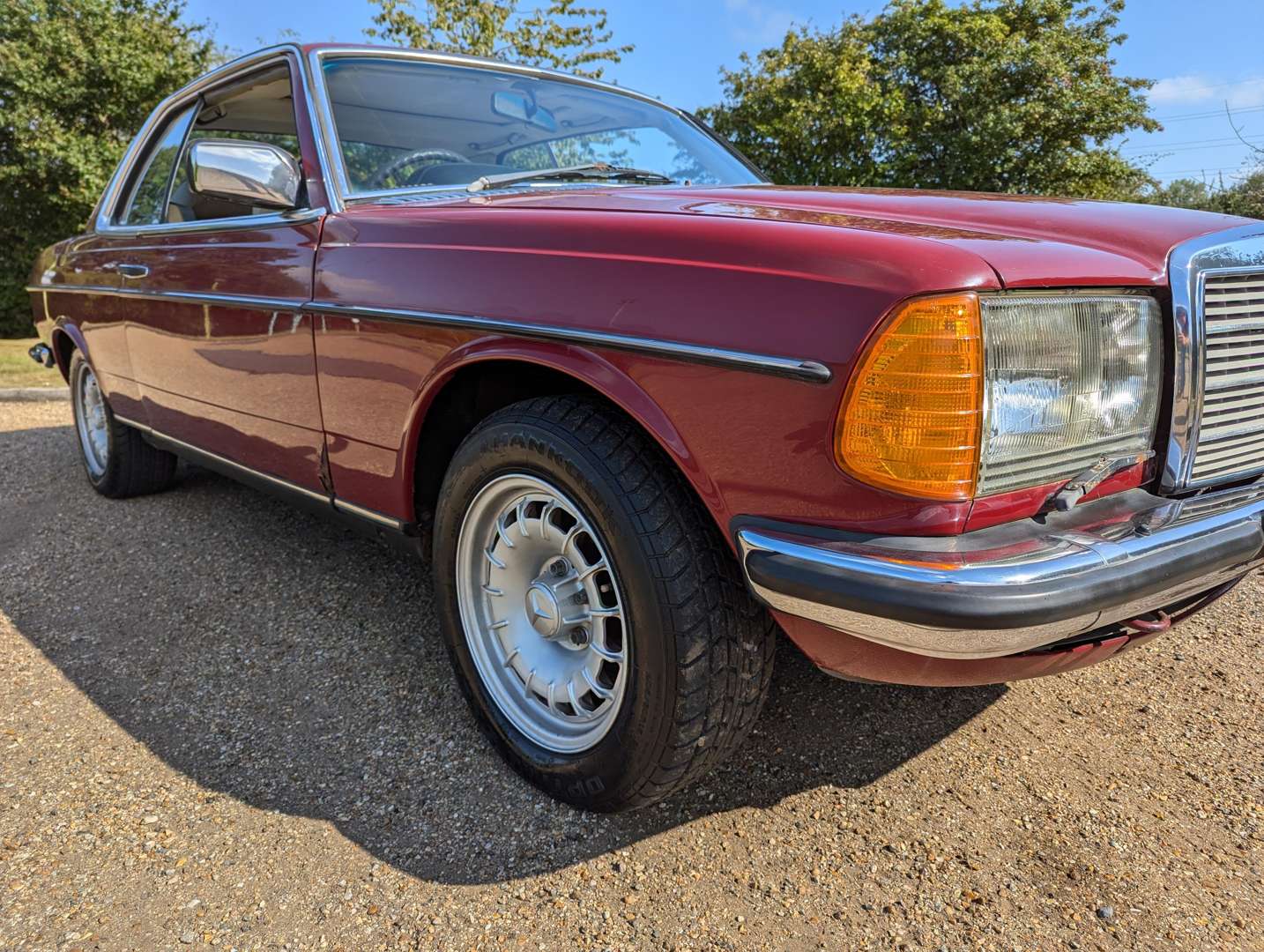 <p>1978 MERCEDES 280 CEW AUTO</p>