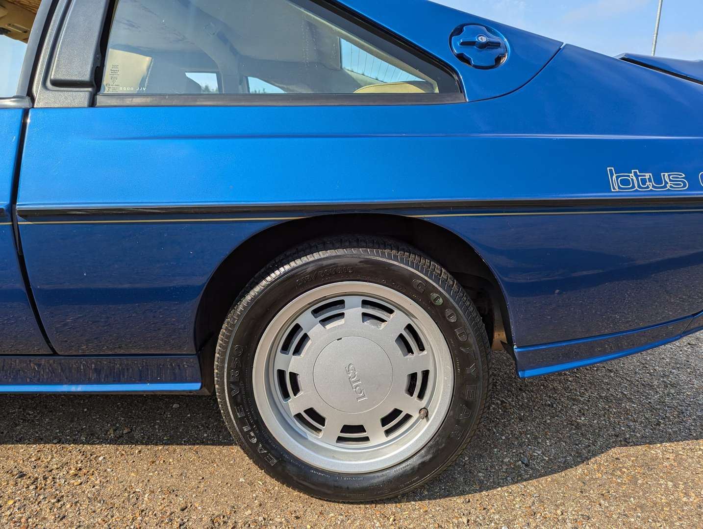 <p>1985 LOTUS EXCEL</p>