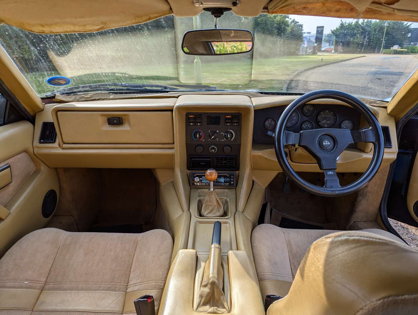 <p>1985 LOTUS ECLAT</p>