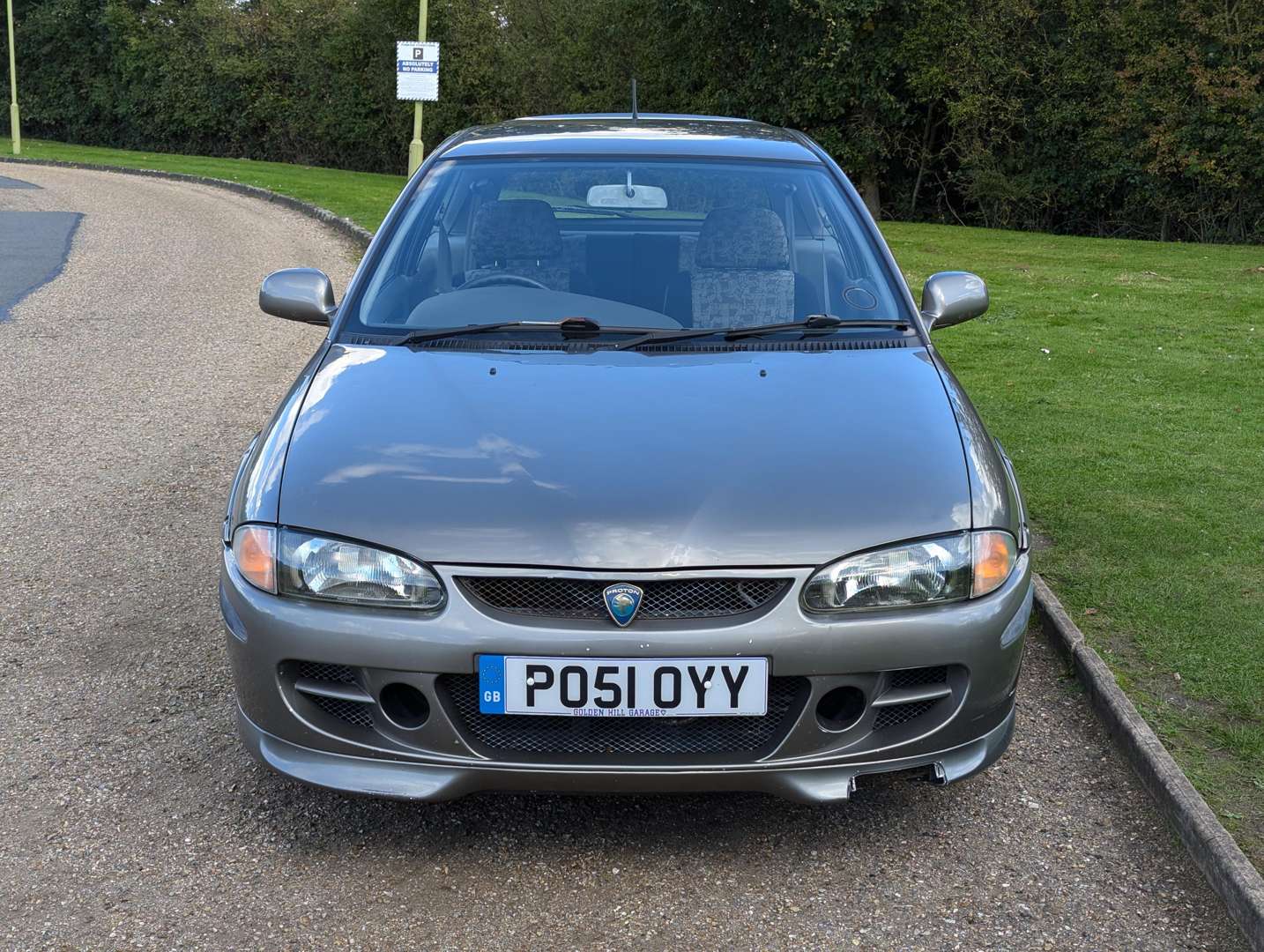 <p>2001 PROTON SATRIA LUX SPORT AUTO</p>