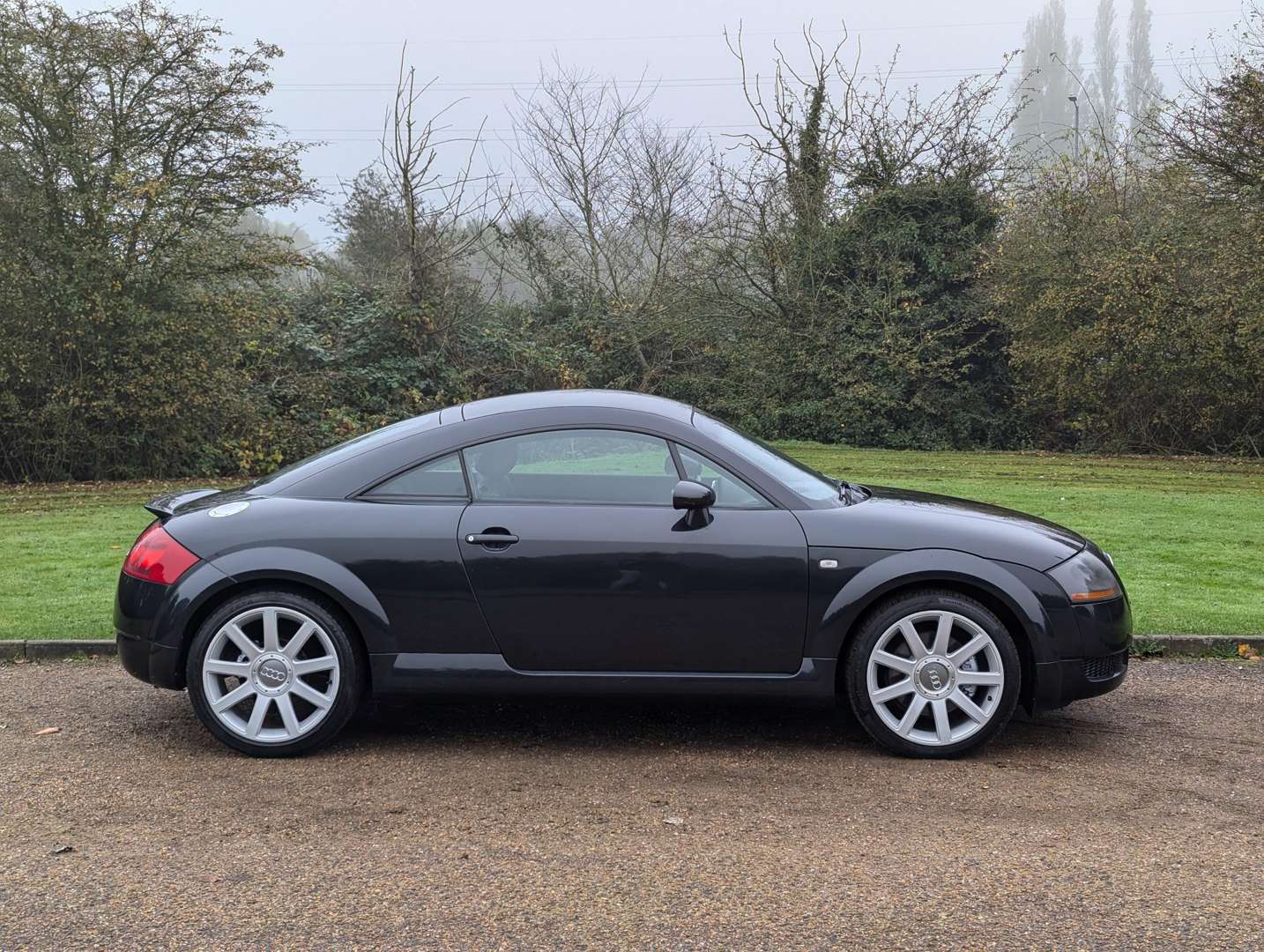 <p>2004 AUDI TT QUATTRO (180 BHP)</p>